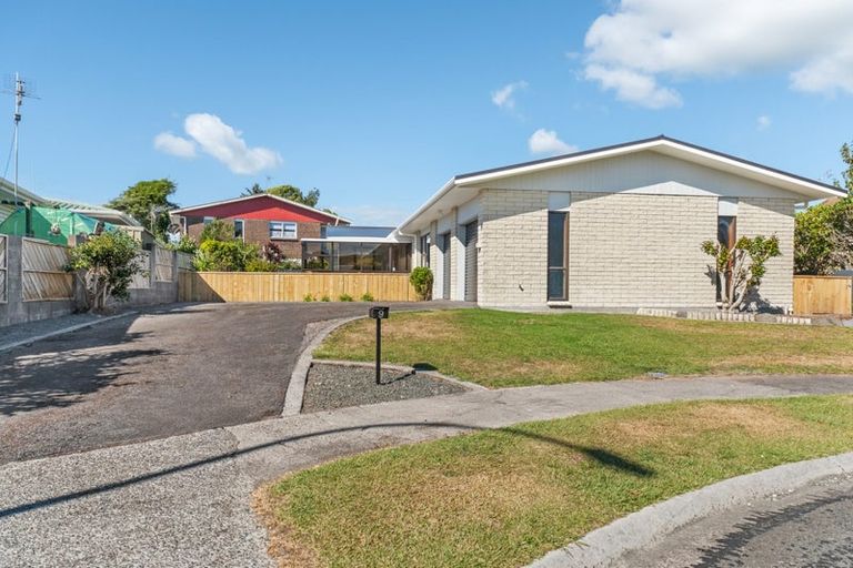 Photo of property in 9 Te Whena Place, Waitara, 4320