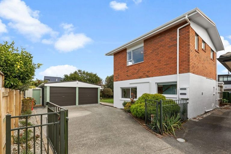 Photo of property in 29a Doment Crescent, Orewa, 0931