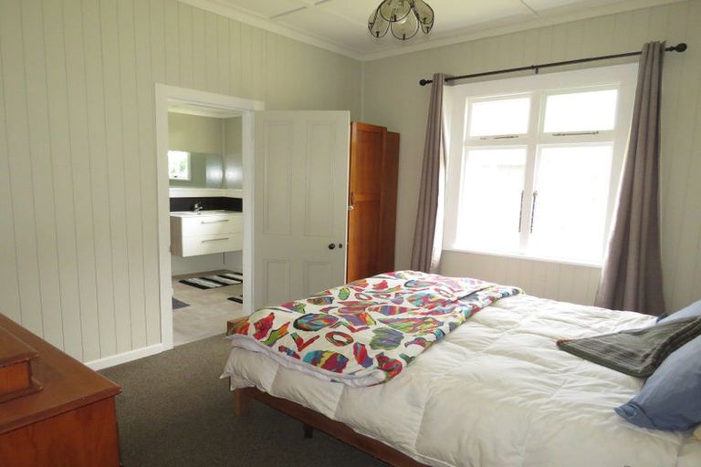 Photo of property in 58 Trennery Street, Blacks Point, Reefton, 7830