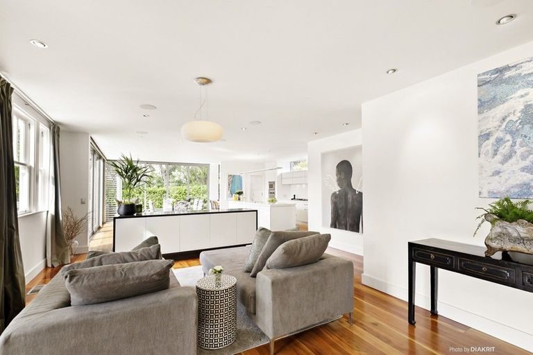 Photo of property in 23 Duthie Street, Karori, Wellington, 6012