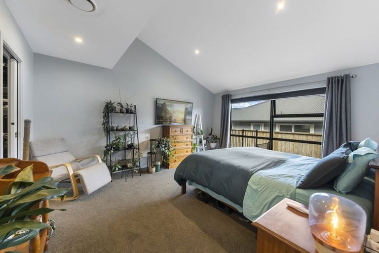 Photo of property in 72 Jack Hanley Drive, Jacks Point, Queenstown, 9371