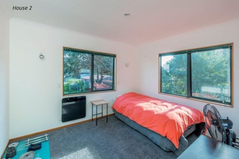 Photo of property in 17 Heperi Street, Waikanae Beach, Waikanae, 5036