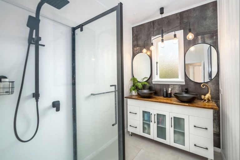 Photo of property in 422 High Street South, Carterton, 5713