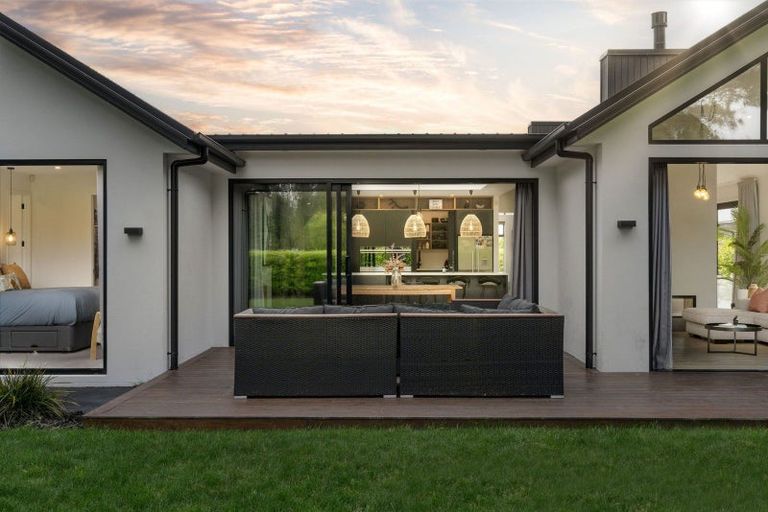 Photo of property in 37 Kohunga Crescent, Bottle Lake, Christchurch, 8083