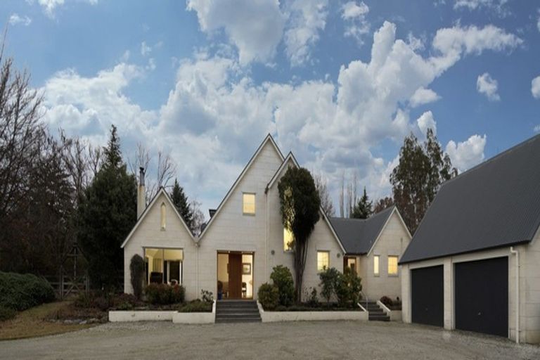 Photo of property in 4 Gilligans Gully Road, Alexandra, 9320