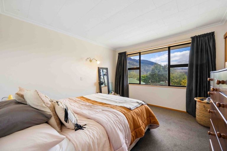 Photo of property in 144 Capell Avenue, Lake Hawea, Wanaka, 9382