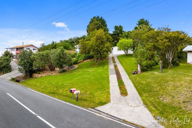 Photo of property in 632 Pahi Road, Pahi, Paparoa, 0571