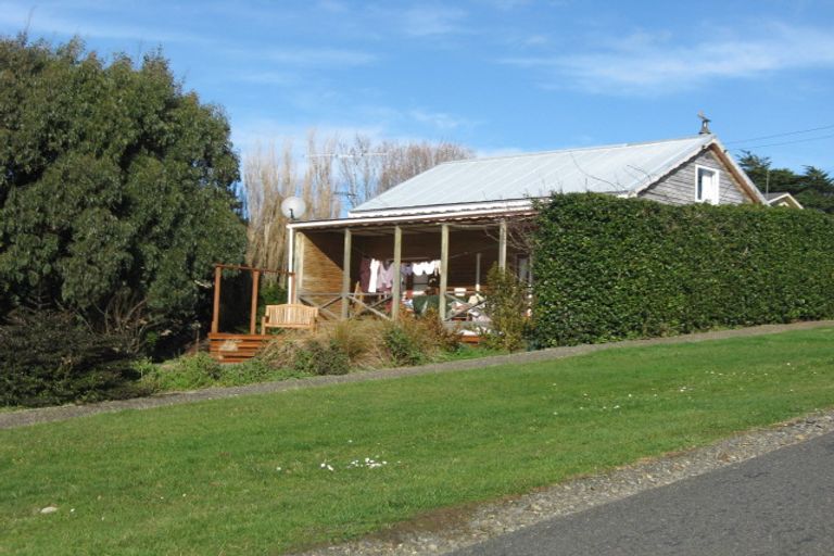 Photo of property in 3 Shrewsbury Street, Riverton/aparima, Riverton, 9822