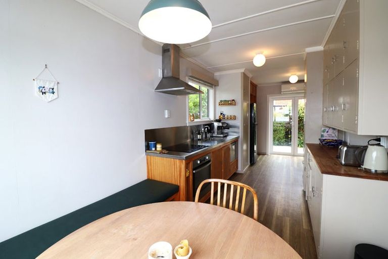 Photo of property in 61 Tamar Street, South Hill, Oamaru, 9400