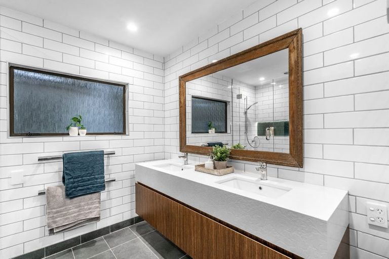 Photo of property in 50 Huruhuru Road, Otatara, Invercargill, 9879