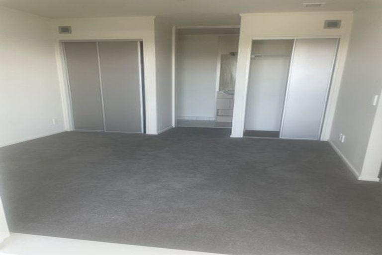 Photo of property in Luna Apartments, 6g/16 Burton Street, Grafton, Auckland, 1010