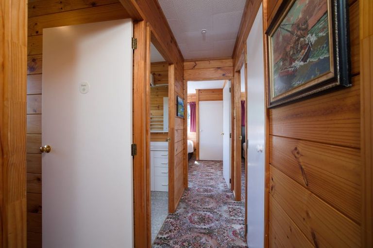 Photo of property in 2 Takahe Drive, South Bay, Kaikoura, 7300