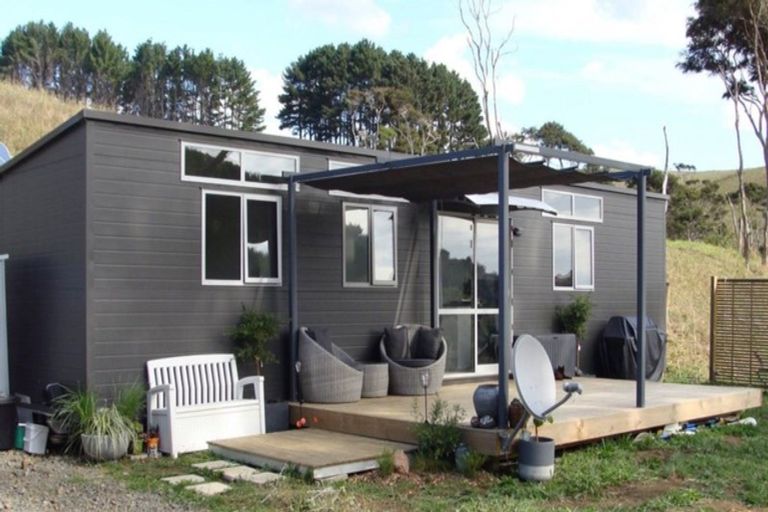 Photo of property in 34 Kapiti Lane, Otaki Beach, Otaki, 5512