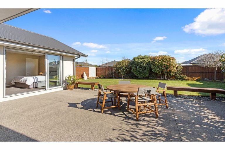 Photo of property in 12 Coachmans Road, Prebbleton, 7604