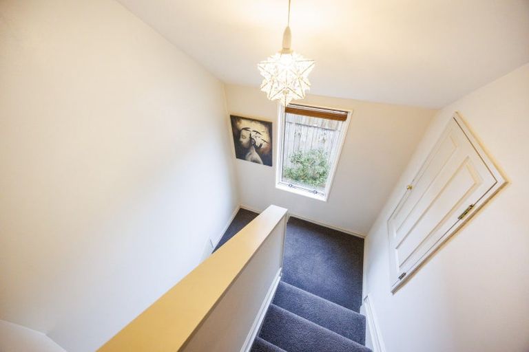 Photo of property in 46c Pahiatua Street, Hokowhitu, Palmerston North, 4410