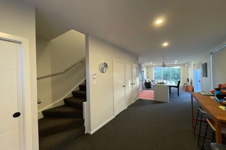 Photo of property in 48 Koreke Close, Kenepuru, Porirua, 5022