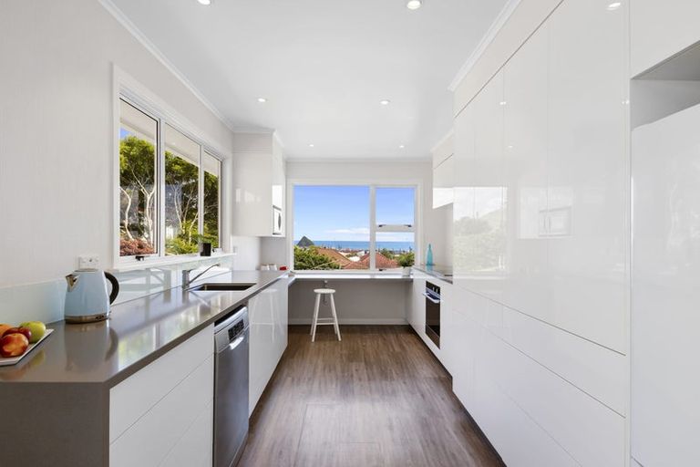 Photo of property in 12 Havelock Place, Blagdon, New Plymouth, 4310