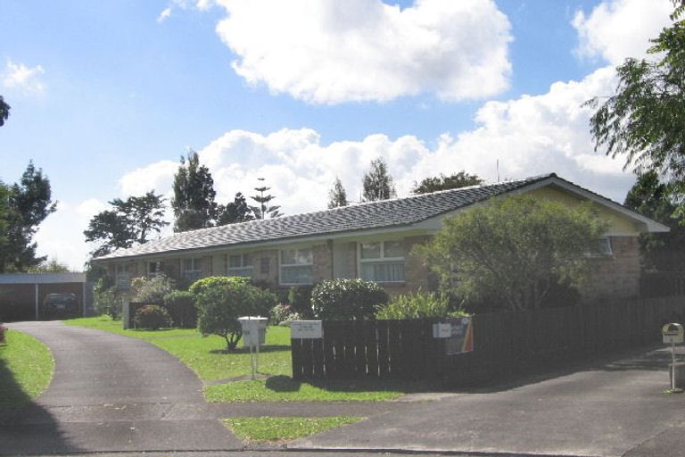 Photo of property in 2/10 Halcyon Place, Papatoetoe, Auckland, 2025