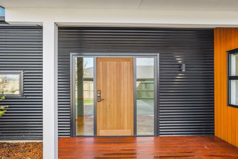 Photo of property in 14 Claw Place, Rolleston, 7615