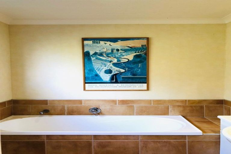 Photo of property in 61 Santa Ana Drive, Dannemora, Auckland, 2016