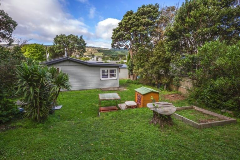 Photo of property in 7b Donlin Road, Pukerua Bay, 5026