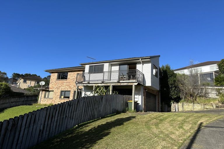 Photo of property in 1 Fernbank Lane, Greenhithe, Auckland, 0632