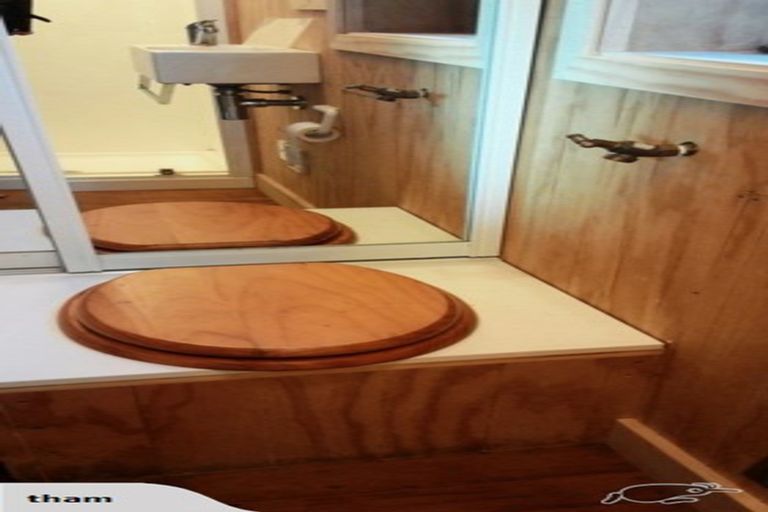 Photo of property in 94 Tannadyce Street, Strathmore Park, Wellington, 6022