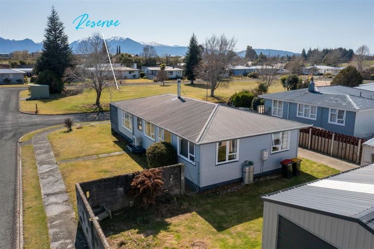 Photo of property in 26 Mararoa Drive, Manapouri, 9679