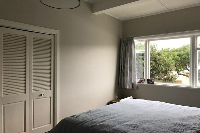 Photo of property in 247 Rintoul Street, Berhampore, Wellington, 6023