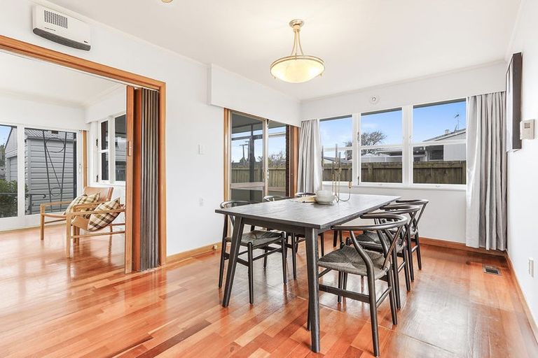 Photo of property in 18 Ngaere Avenue, Chartwell, Hamilton, 3210