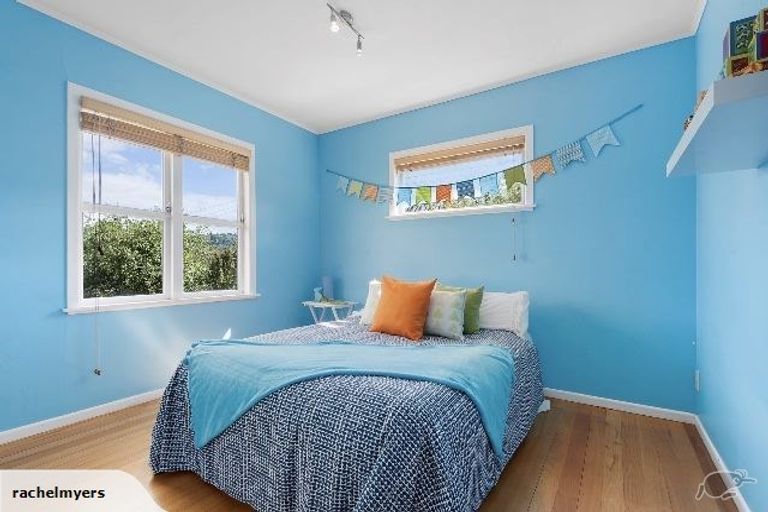 Photo of property in 103 Captain Scott Road, Glen Eden, Auckland, 0602