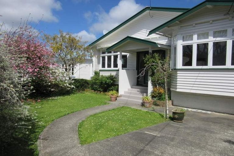 Photo of property in 25 Chamberlain Road, Karori, Wellington, 6012