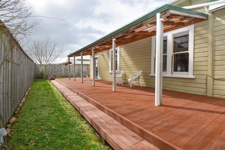 Photo of property in 62 Kent Street, Carterton, 5713