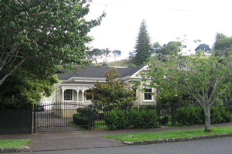 Property details for 23 Ranfurly Road, Epsom, Auckland, 1023