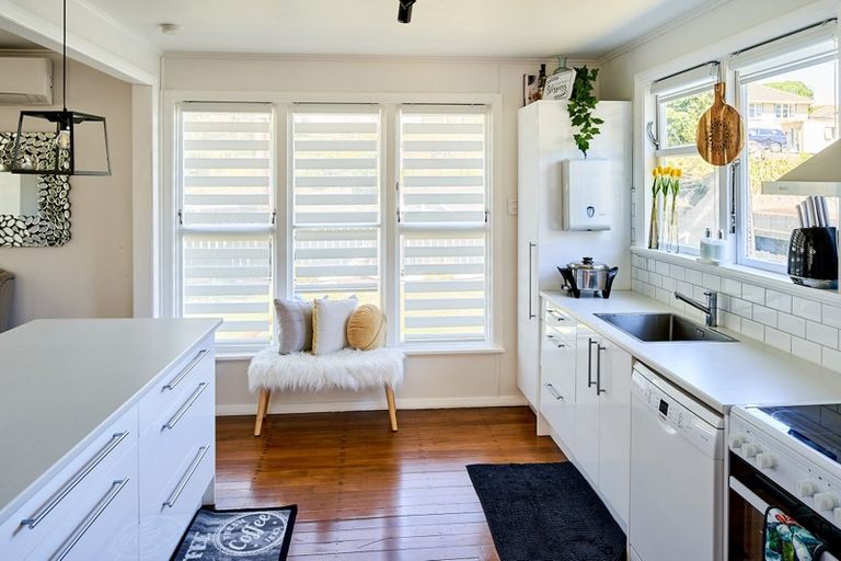 Photo of property in 61 Dimock Street, Titahi Bay, Porirua, 5022