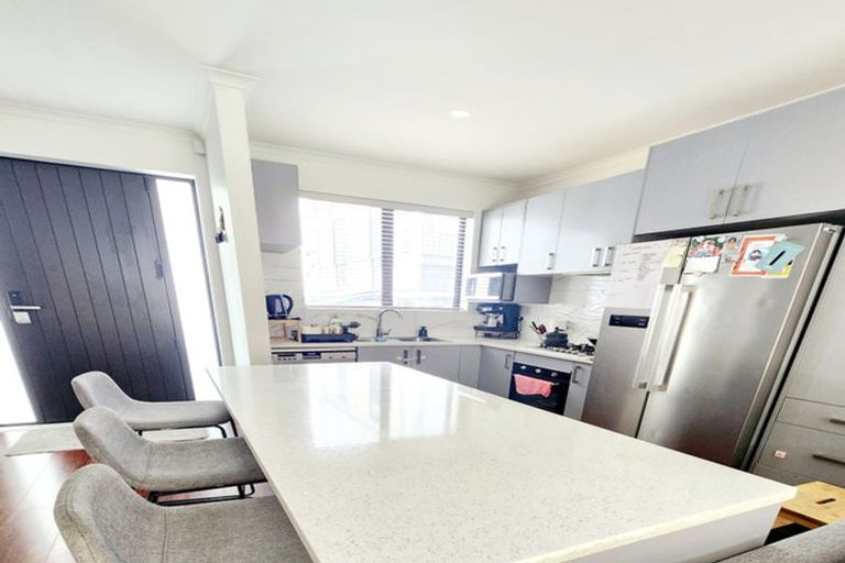 Photo of property in 4 Vanni Lane, Pahurehure, Papakura, 2113