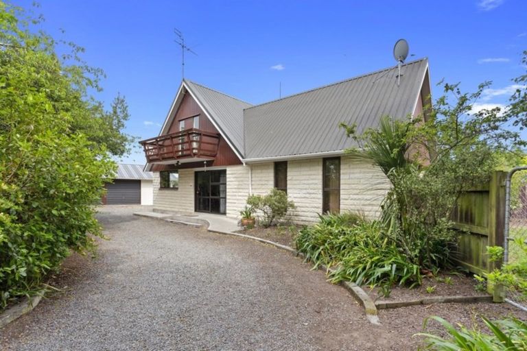 Photo of property in 12 Snowdon Place, Darfield, 7510