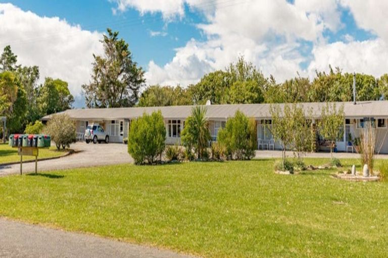 Photo of property in 16 Schadick Avenue, Carters Beach, Westport, 7892