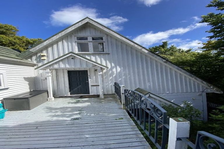 Photo of property in 4a Easdale Street, Kelburn, Wellington, 6012