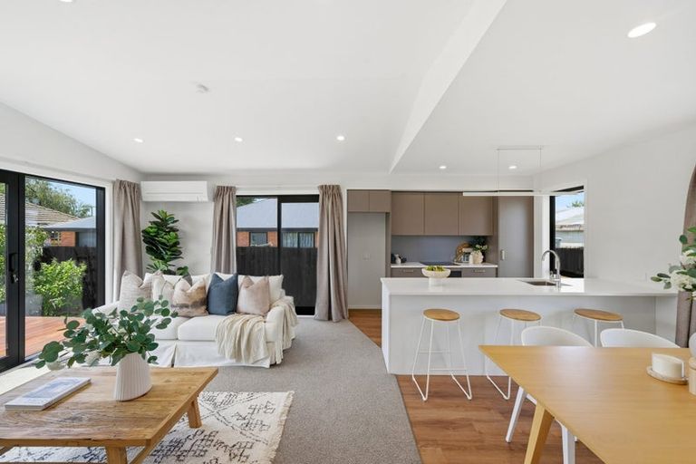 Photo of property in 5a Betwin Avenue, Sockburn, Christchurch, 8042