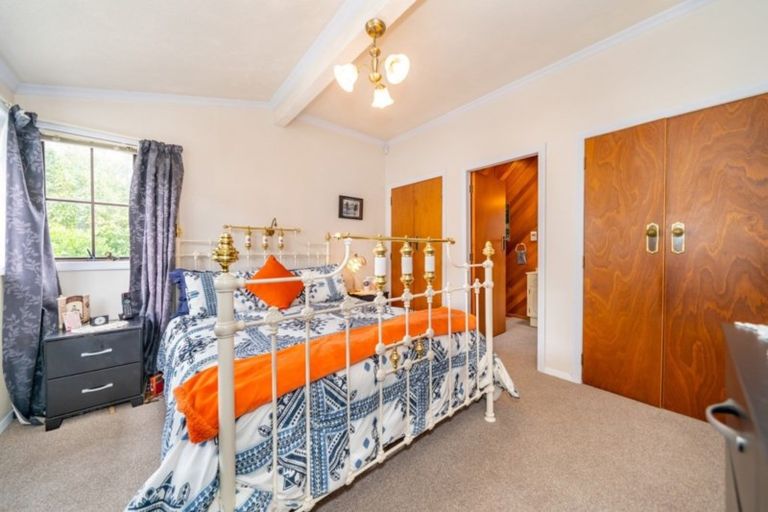 Photo of property in 177 Waiwhetu Road, Waterloo, Lower Hutt, 5011