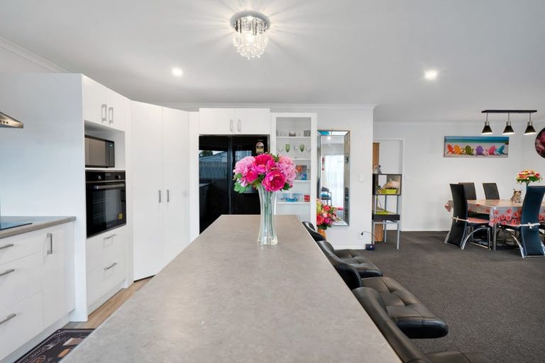 Photo of property in 22 Juliet Street, Stratford, 4332