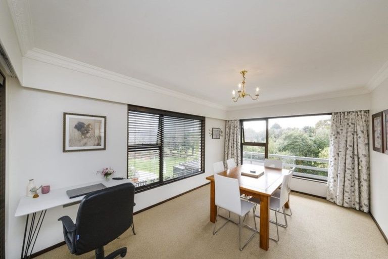Photo of property in 30 Kentucky Way, Awapuni, Palmerston North, 4412