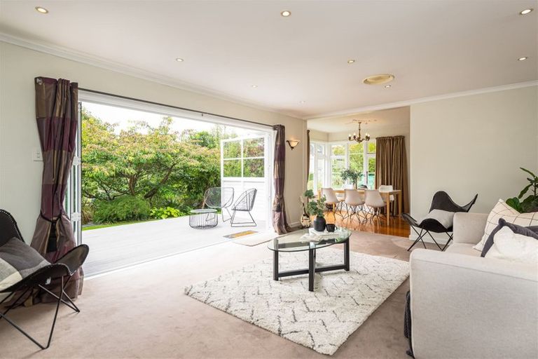Photo of property in 15 Joyce Crescent, Ilam, Christchurch, 8041
