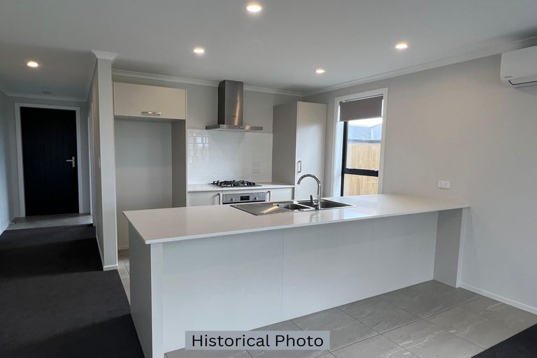 Photo of property in 53 Waruhia Crescent, Rototuna North, 3281