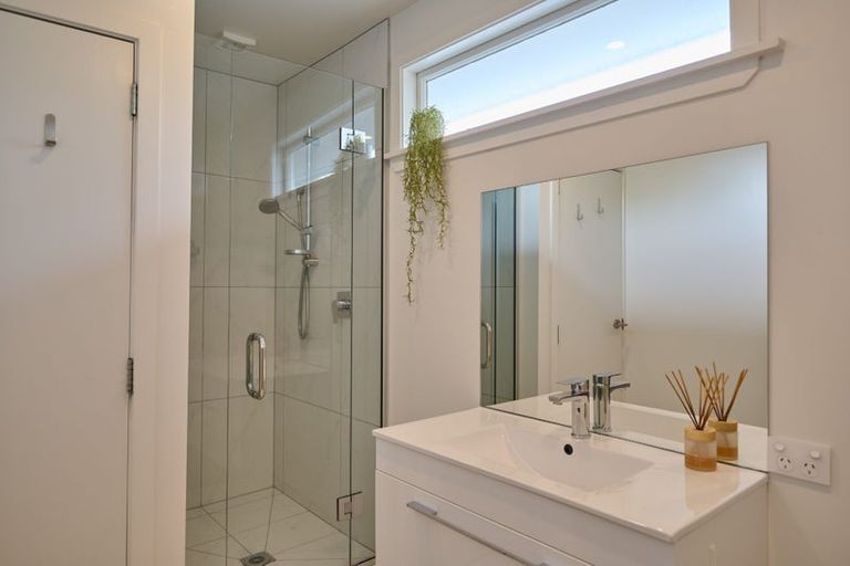 Photo of property in 2/484 Ilam Road, Bryndwr, Christchurch, 8052