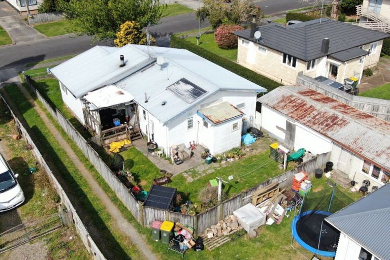 Photo of property in 19 Clive Road, Katikati, 3129