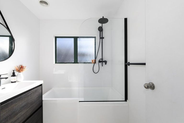 Photo of property in 169a Otumoetai Road, Brookfield, Tauranga, 3110