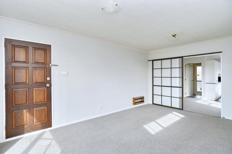 Photo of property in 2/106 Reynolds Avenue, Bishopdale, Christchurch, 8053
