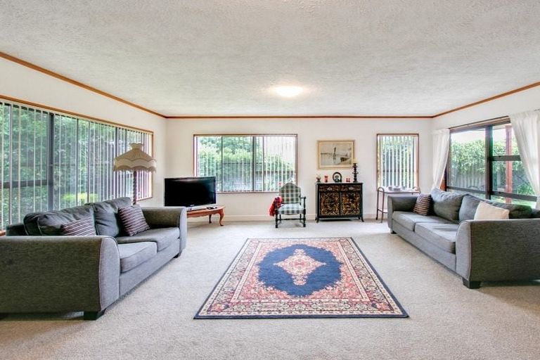 Photo of property in 39 Auckland Road, Greenmeadows, Napier, 4112